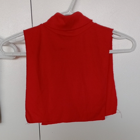 Vibrant Red and Green Casual Tops Collection - Picture 9 of 11